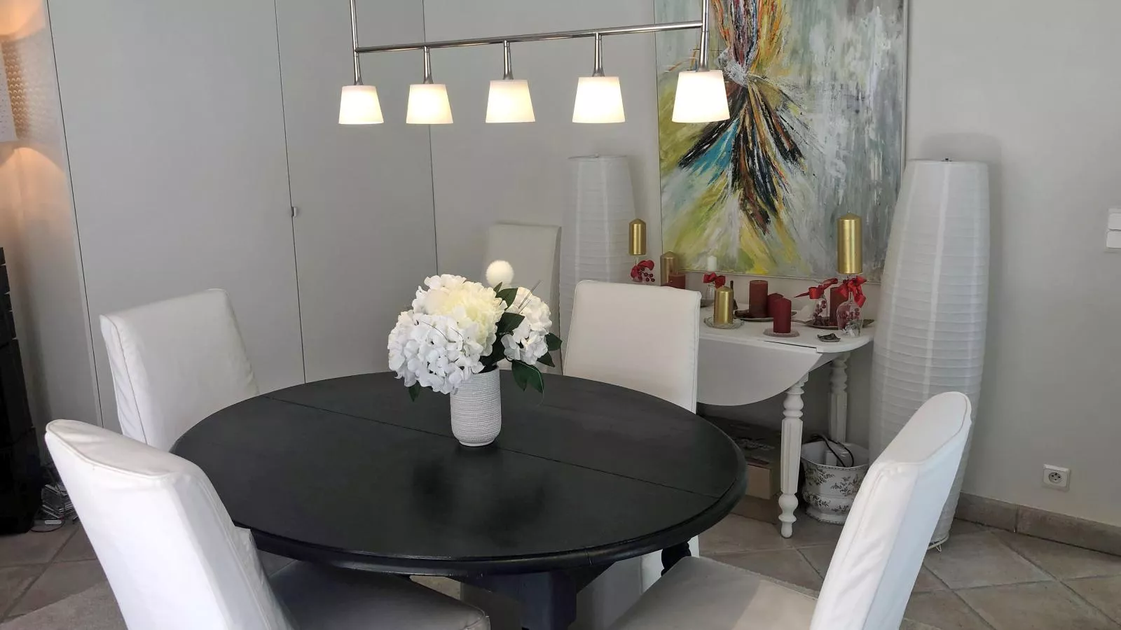 La Sarrazine-Dining room