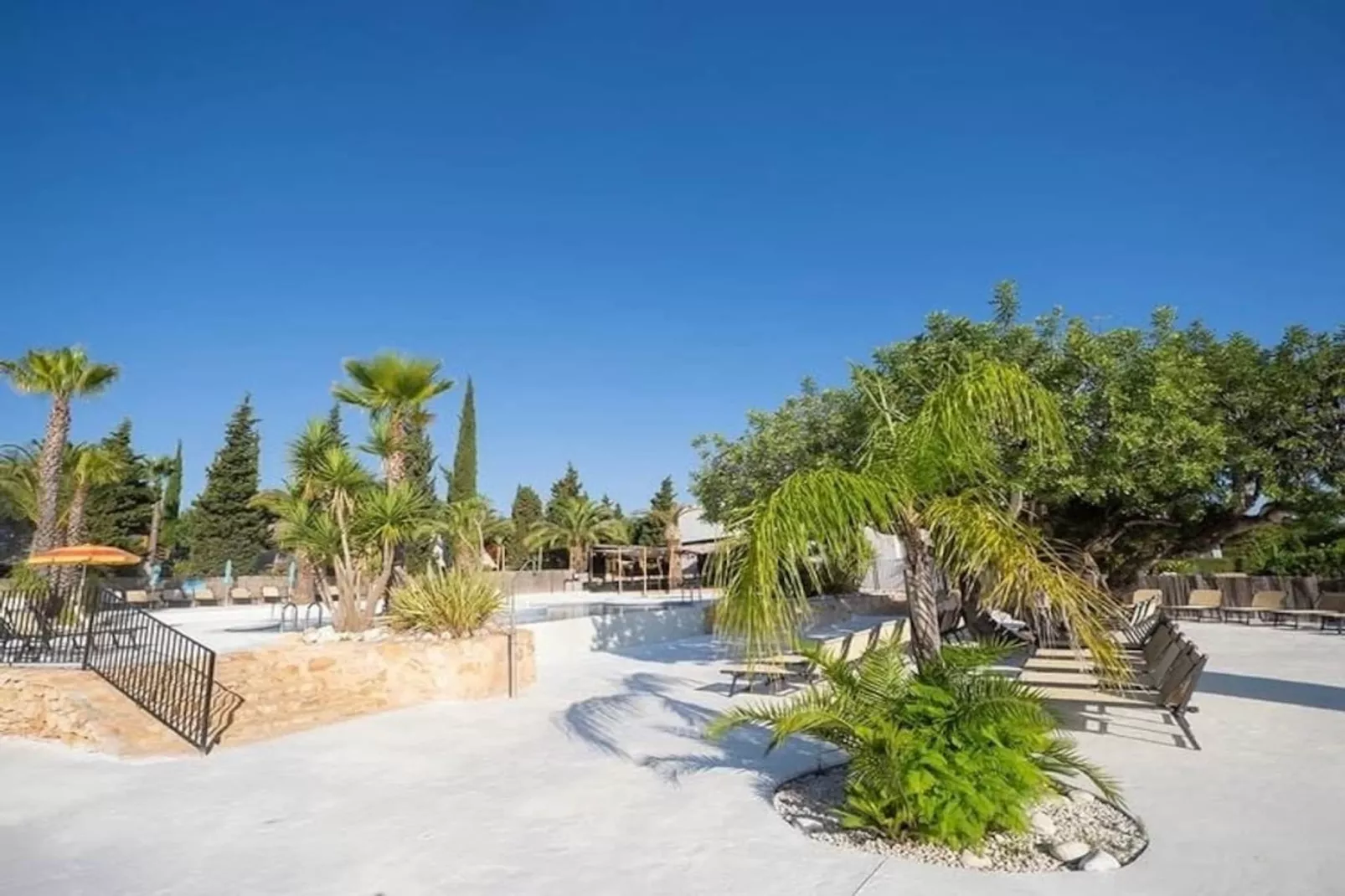 Mobil-home | Classic | 2 Bedrooms | 4/6 Pers. | Raised terrace | Air-con. - Non tagué