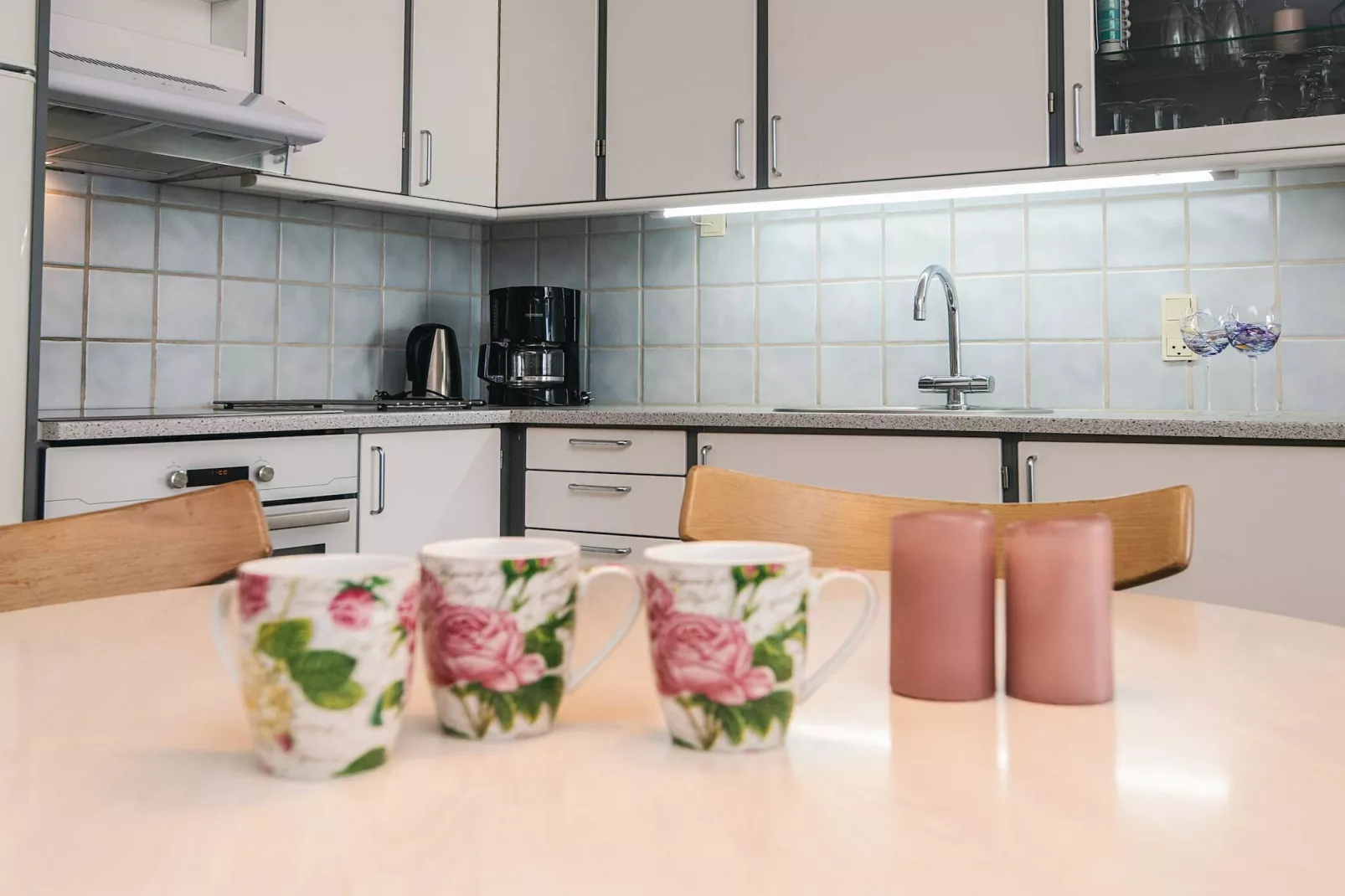 1 room w/seaview - Innenbereich