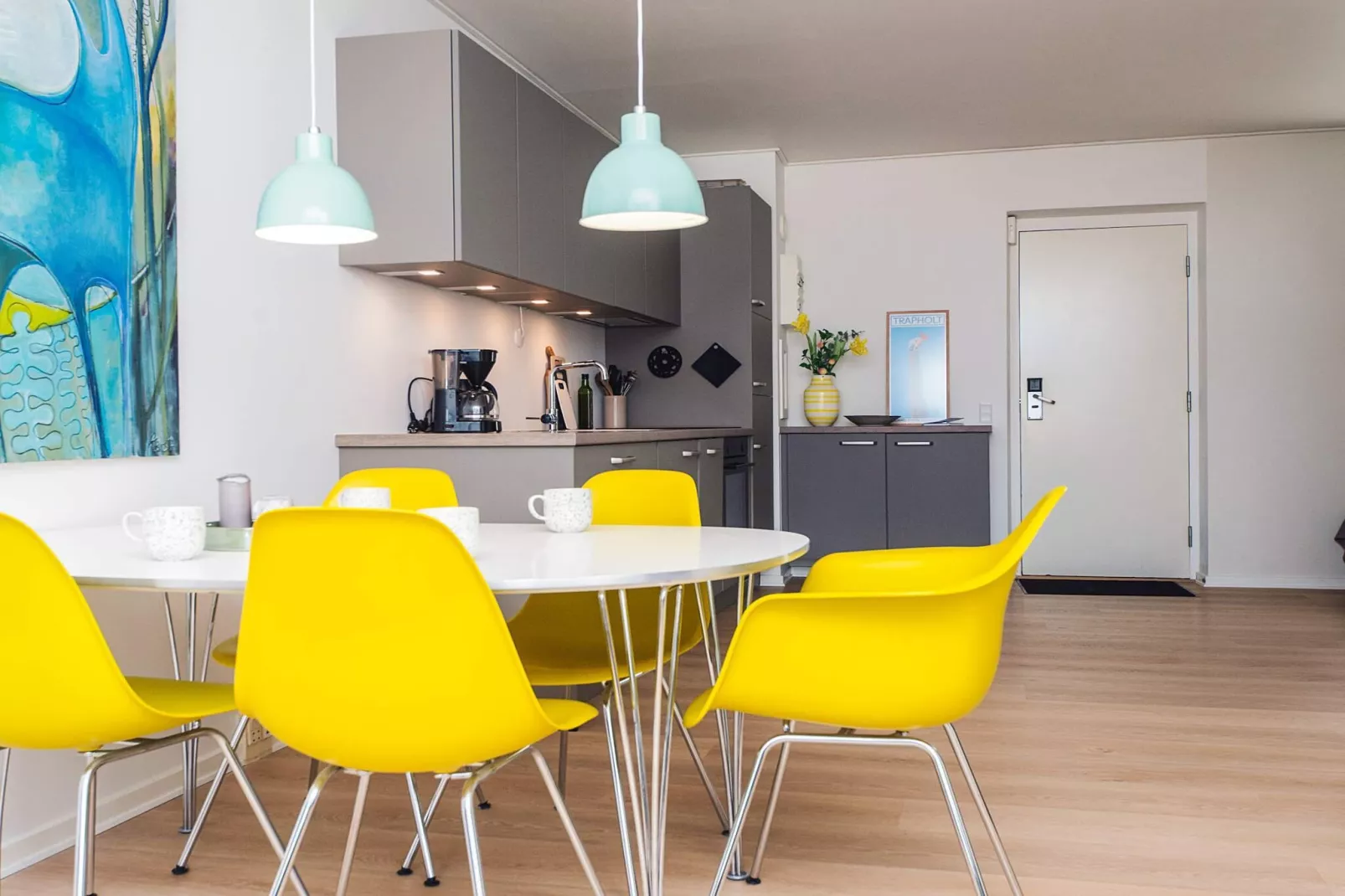 2 rooms w/partially seaview - Indoor