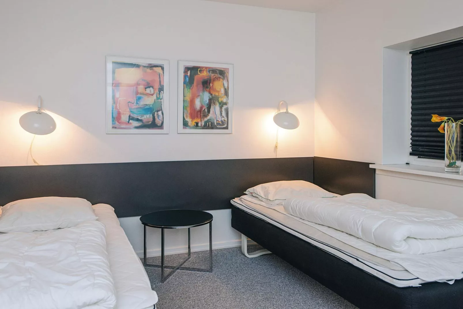 2 rooms w/partially seaview - Indoor