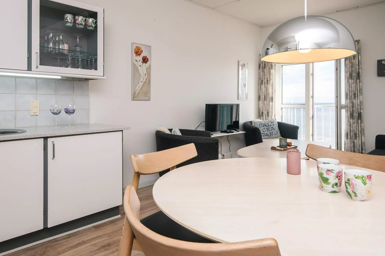 1 room w/seaview - Innenbereich