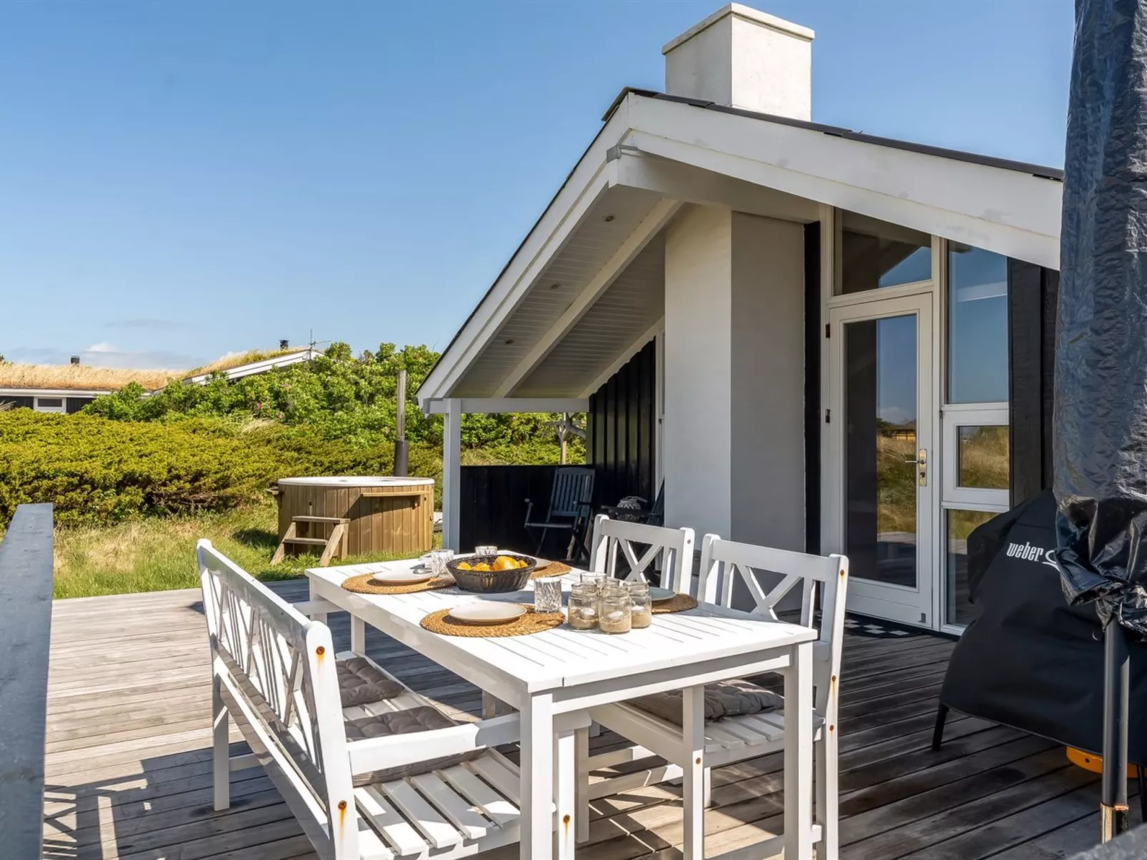 "Tale" - 750m from the sea