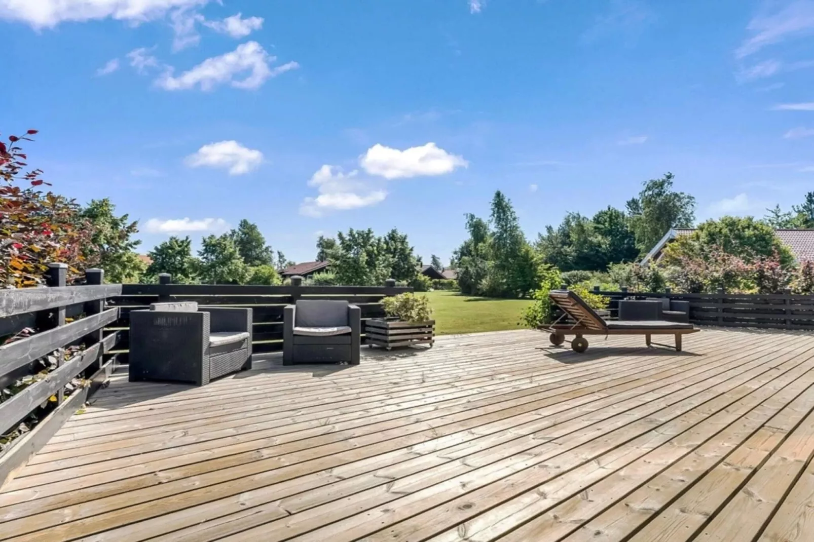 4 Sterne Ferienhaus in Væggerløse - Im Freien