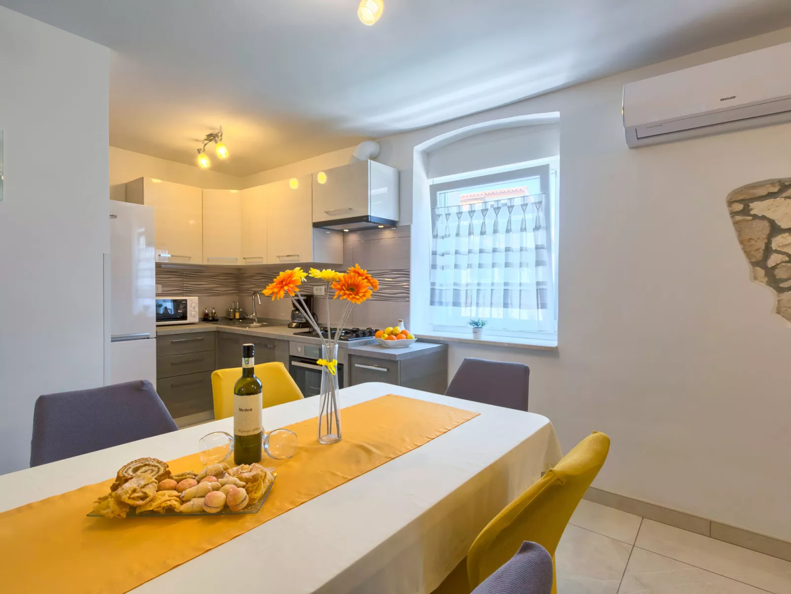 Apartment Viola - Image-tags.info