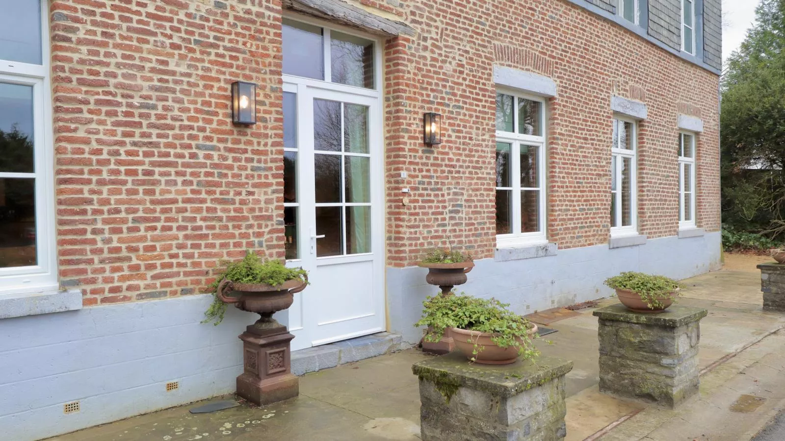 La Nouvelle Marquisette - Exterior in summer