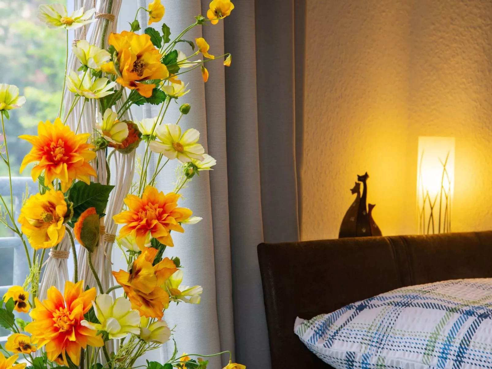 In Stadtrandlage mit guter Anbindung, sowie groß - Inside