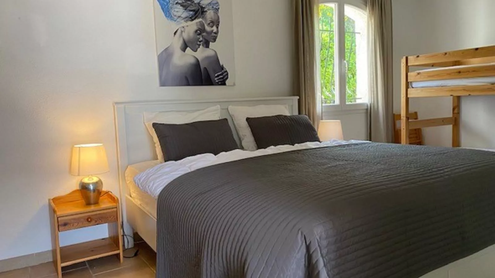 Serre Oupia-Bedroom