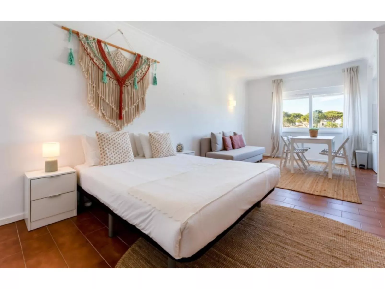 Studio 54 - Sunny Way - Inside