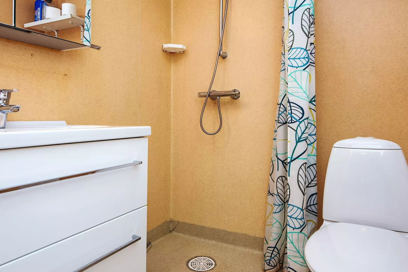 2 towerroom w/seaview - Indoor