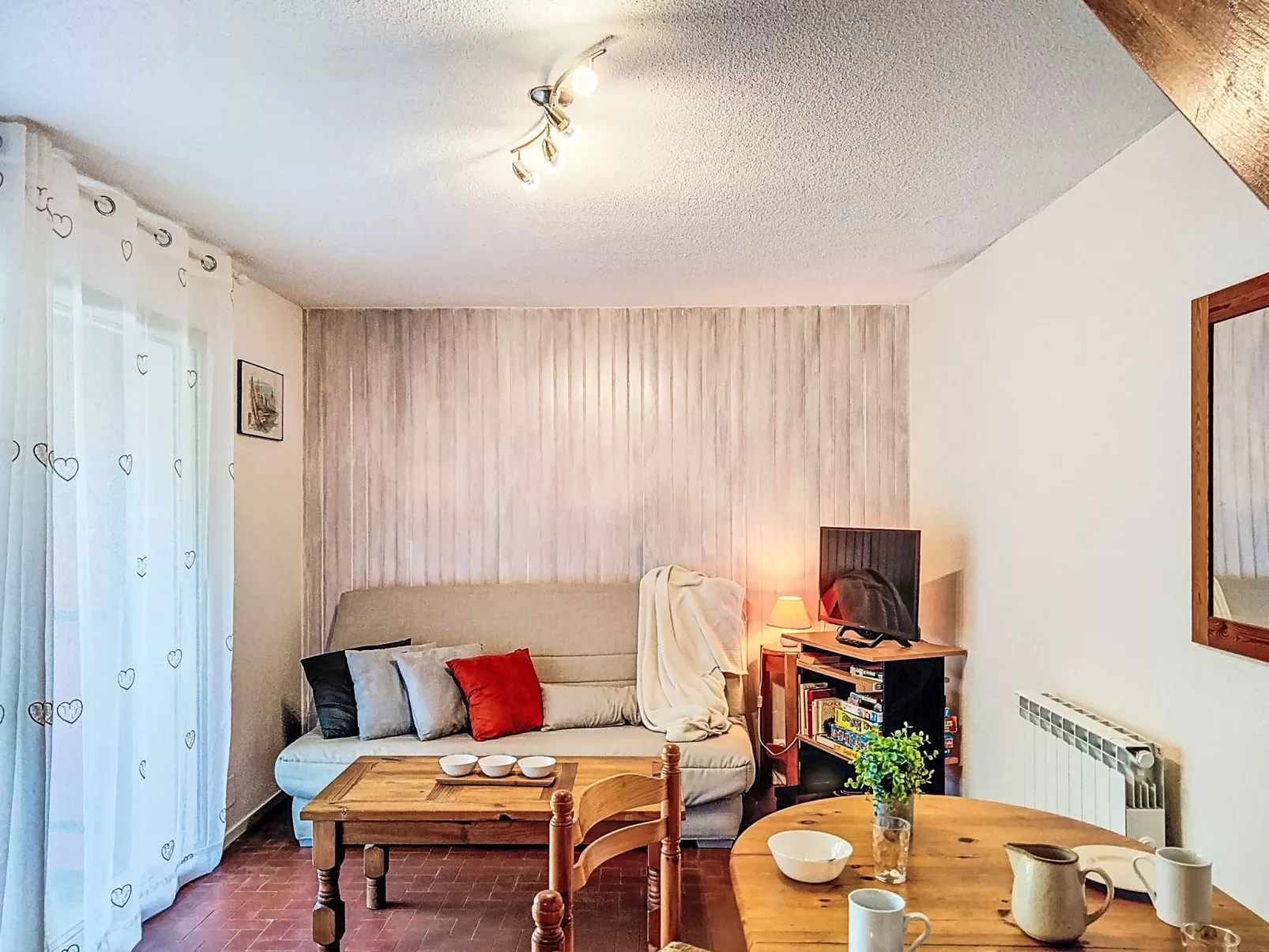 Les Palombes - Drinnen