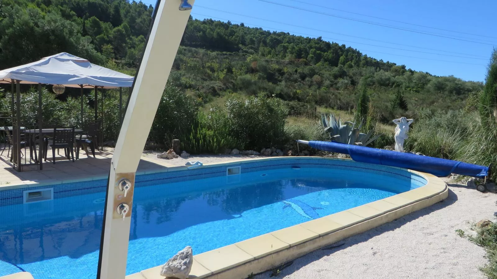 Serre Oupia-Pool