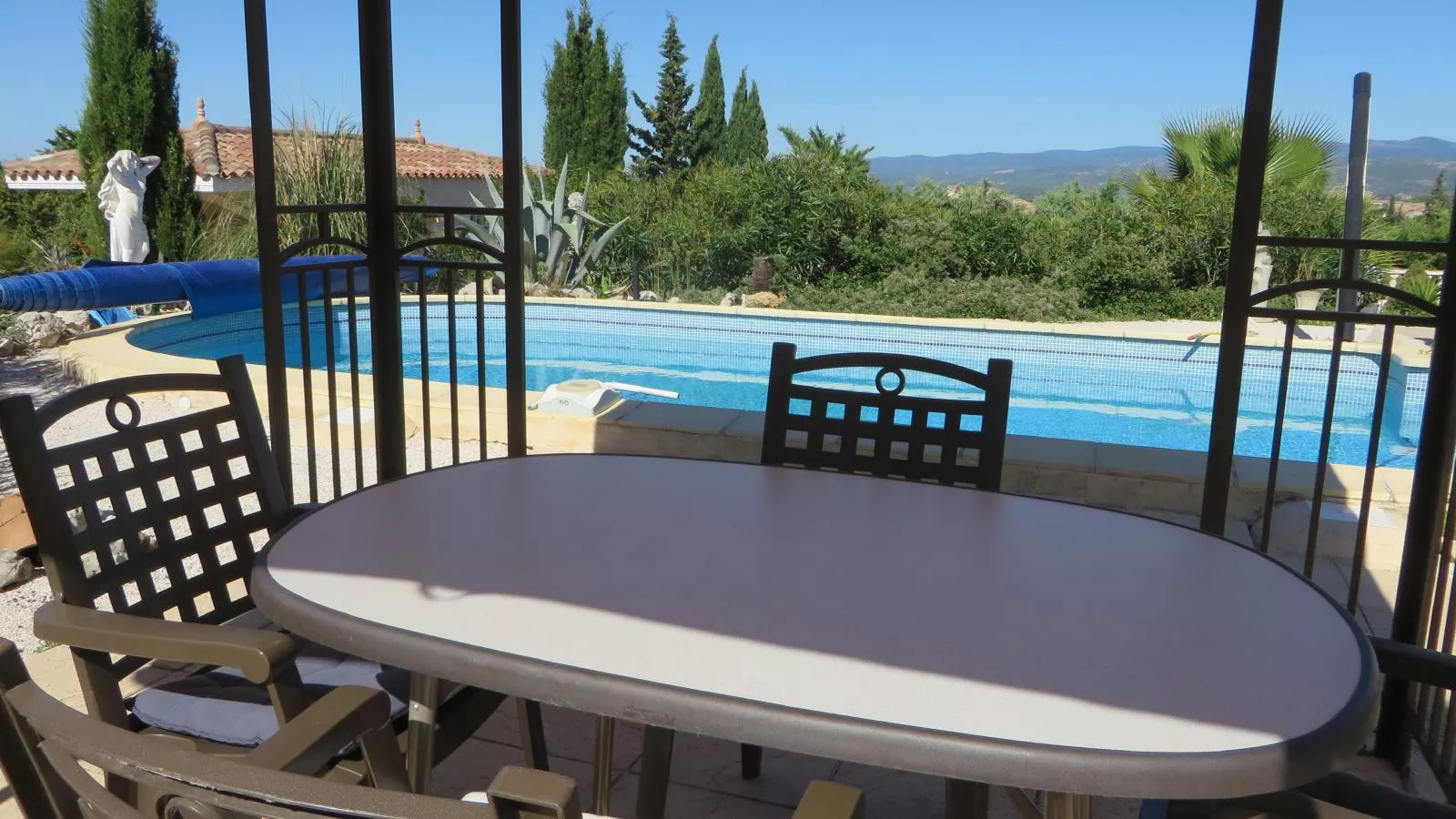 Serre Oupia-Terrace balcony