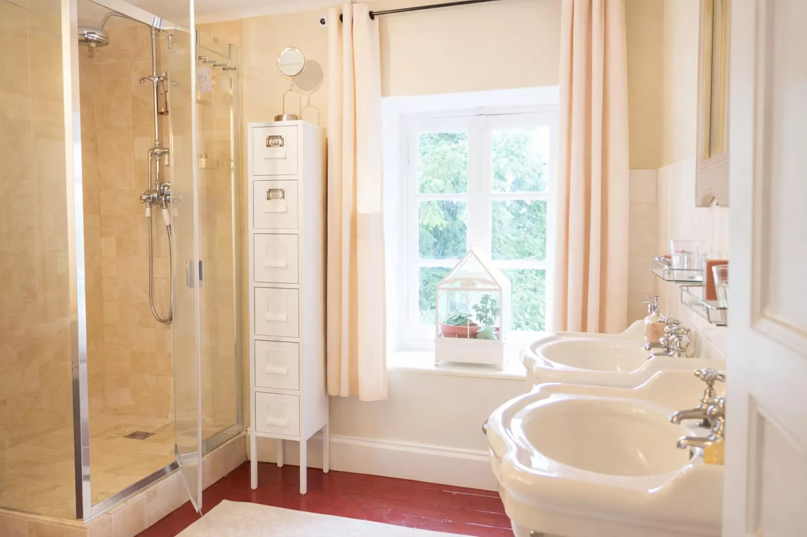 La Tour - Badezimmer