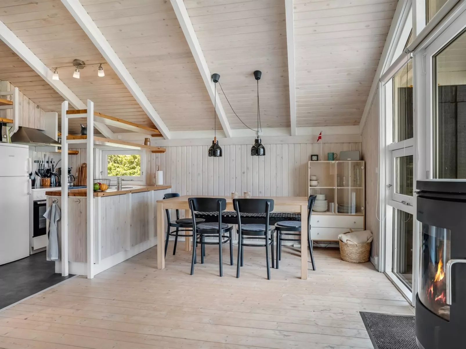 "Tale" - 750m from the sea - Inside