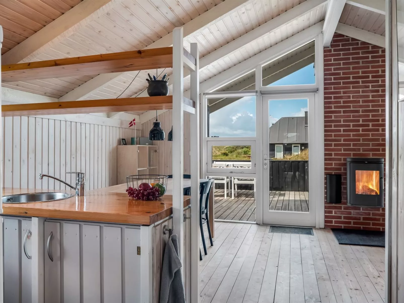 "Tale" - 750m from the sea - Inside