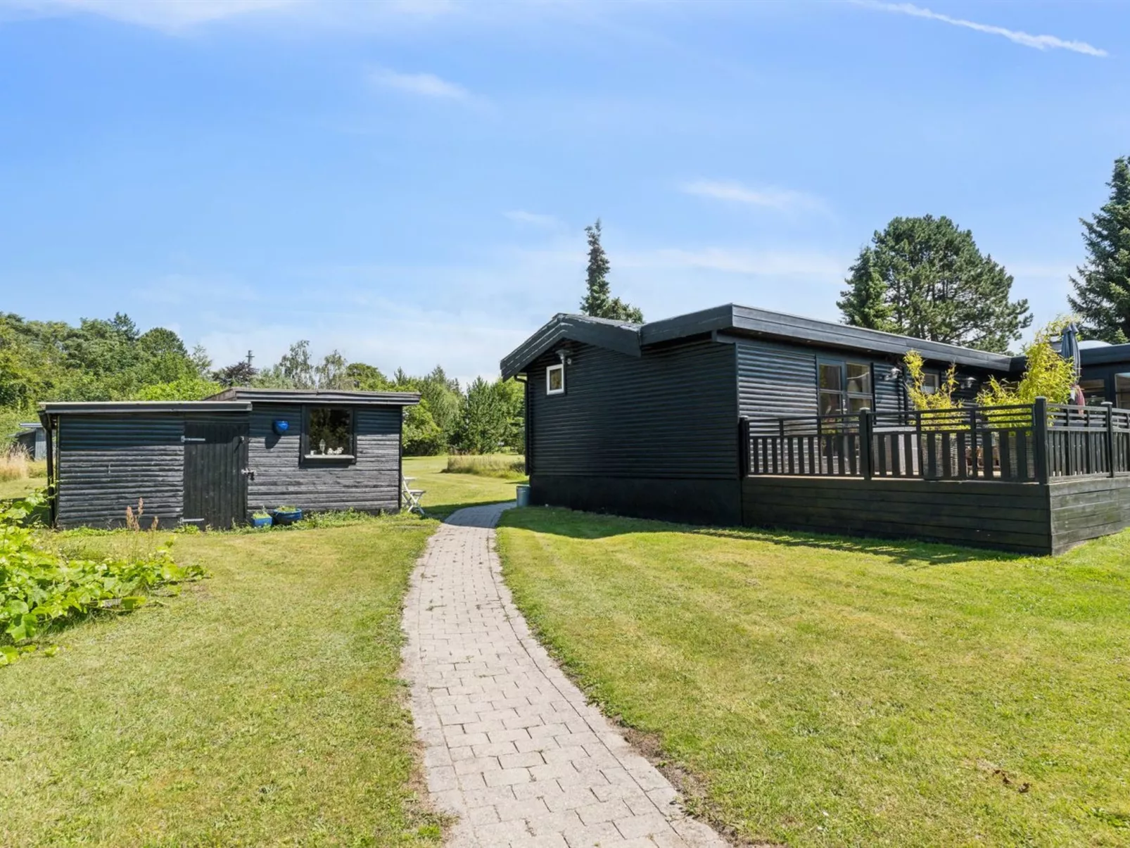 "Arlina" - 750m from the sea - Outside