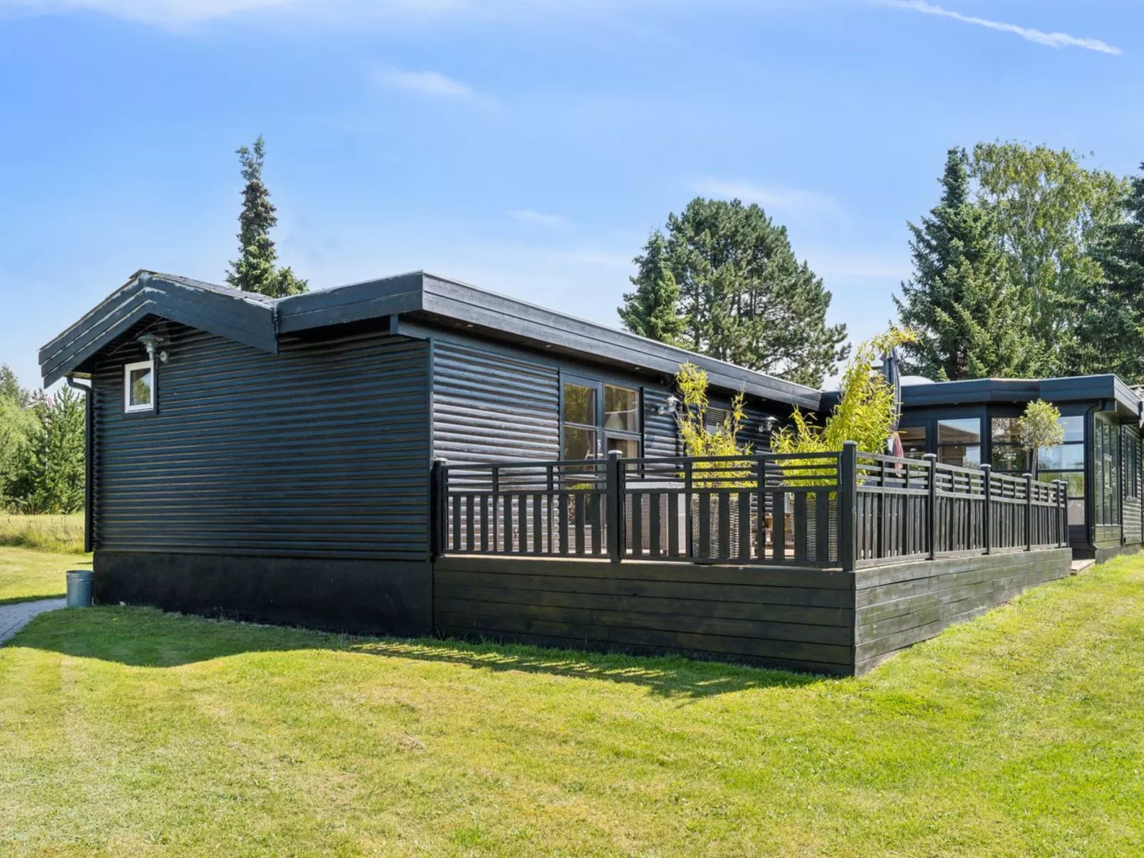 "Arlina" - 750m from the sea - Outside