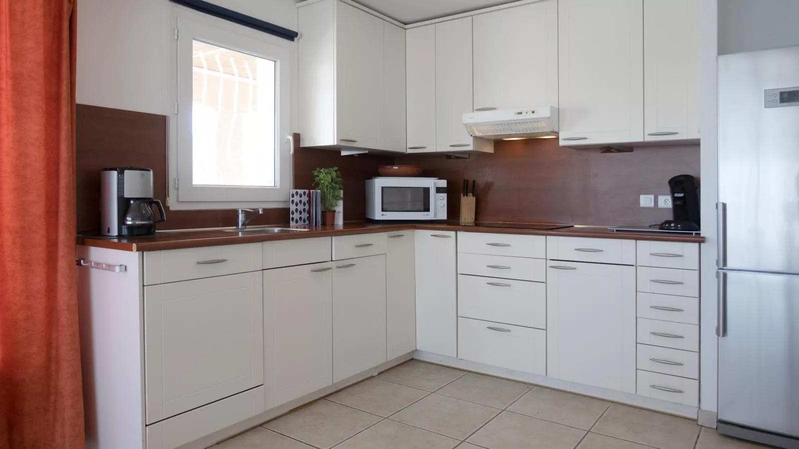 Domaine Oliveraie 10-Kitchen