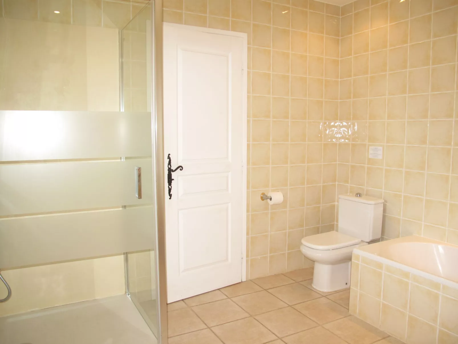 Les Piboules - Drinnen