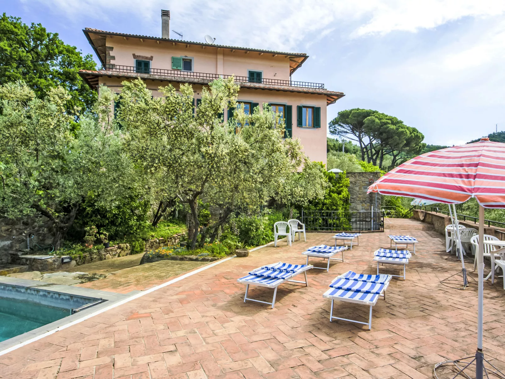 Villa Morosi - Outside