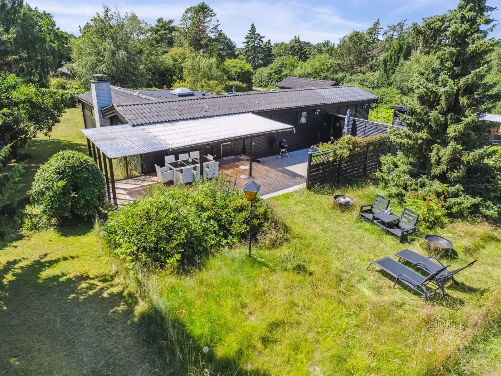 "Arlina" - 750m from the sea - Outside