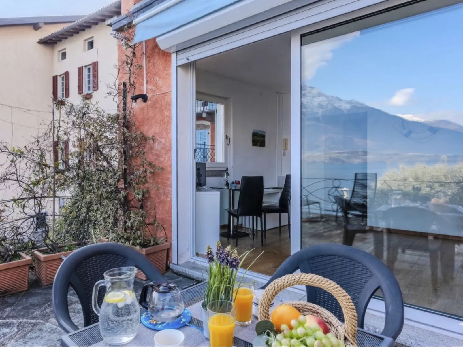 La Terrazza sul Lago - Drinnen