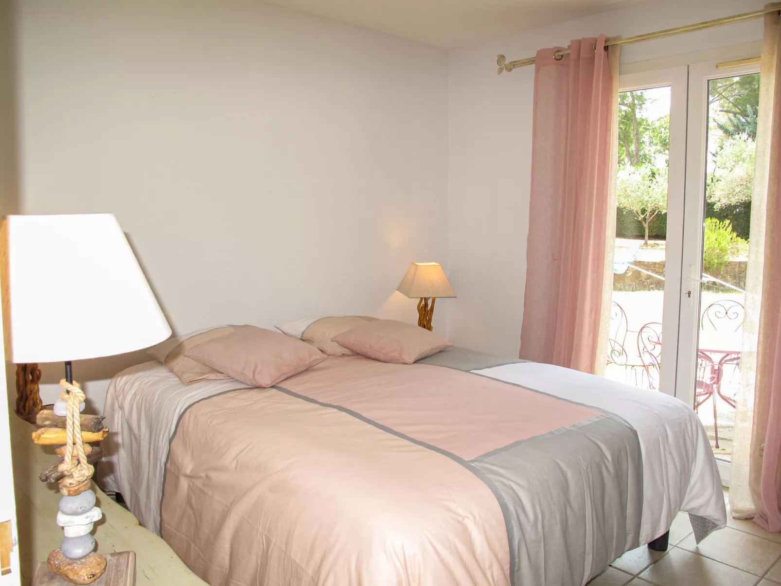 Les Piboules - Drinnen