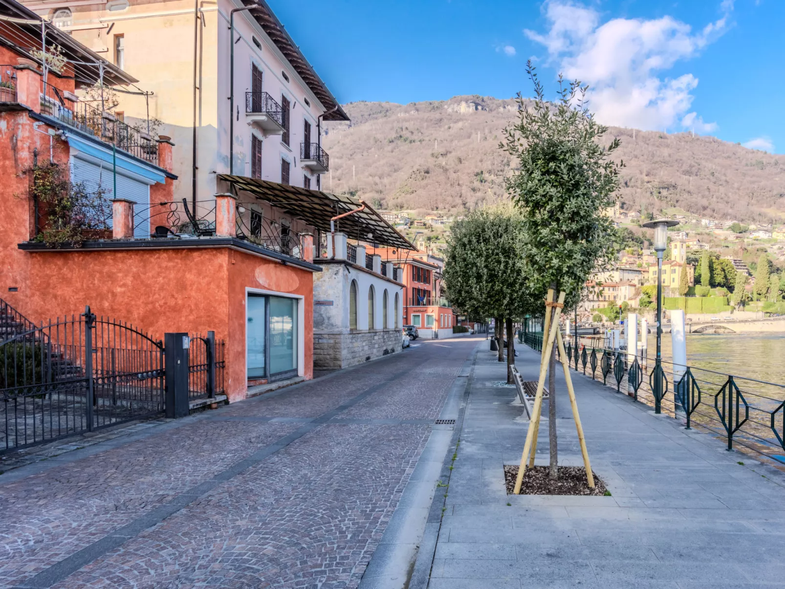 La Terrazza sul Lago - Draußen