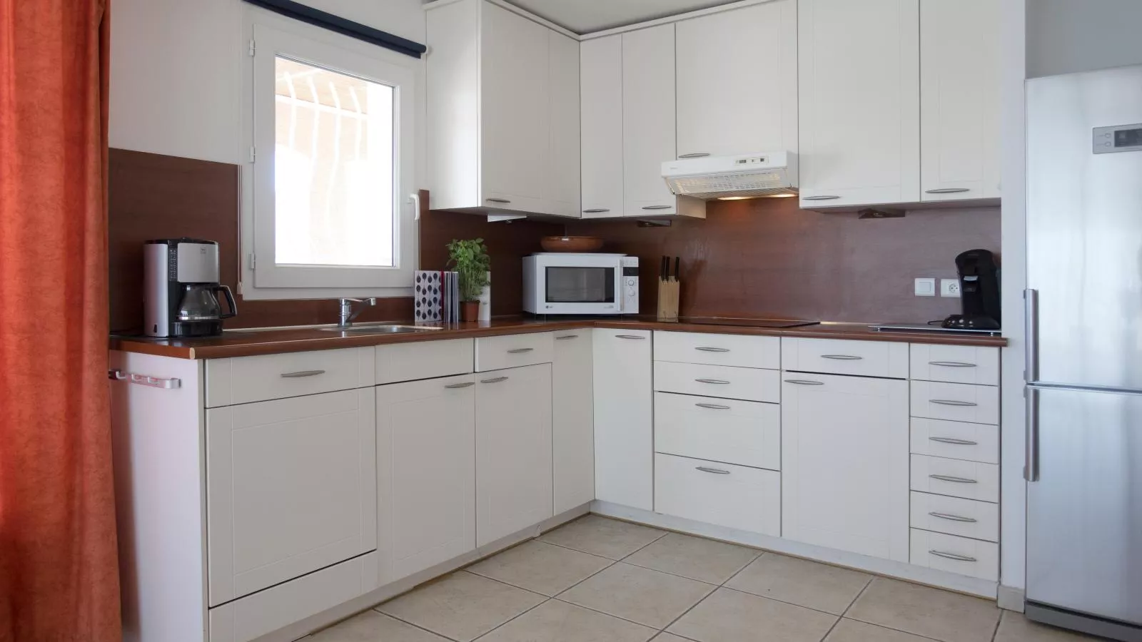 Domaine Oliveraie 8-Kitchen