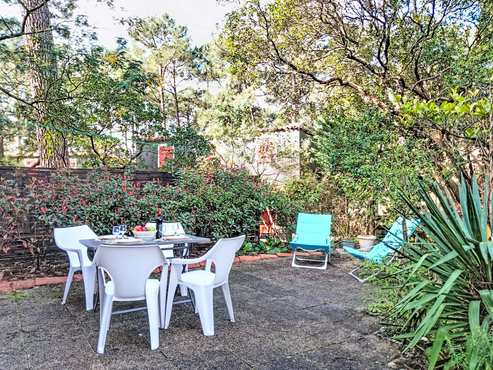 Les Palombes - Draußen