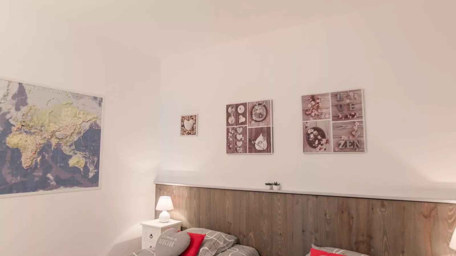 Bellegarde-Bedroom