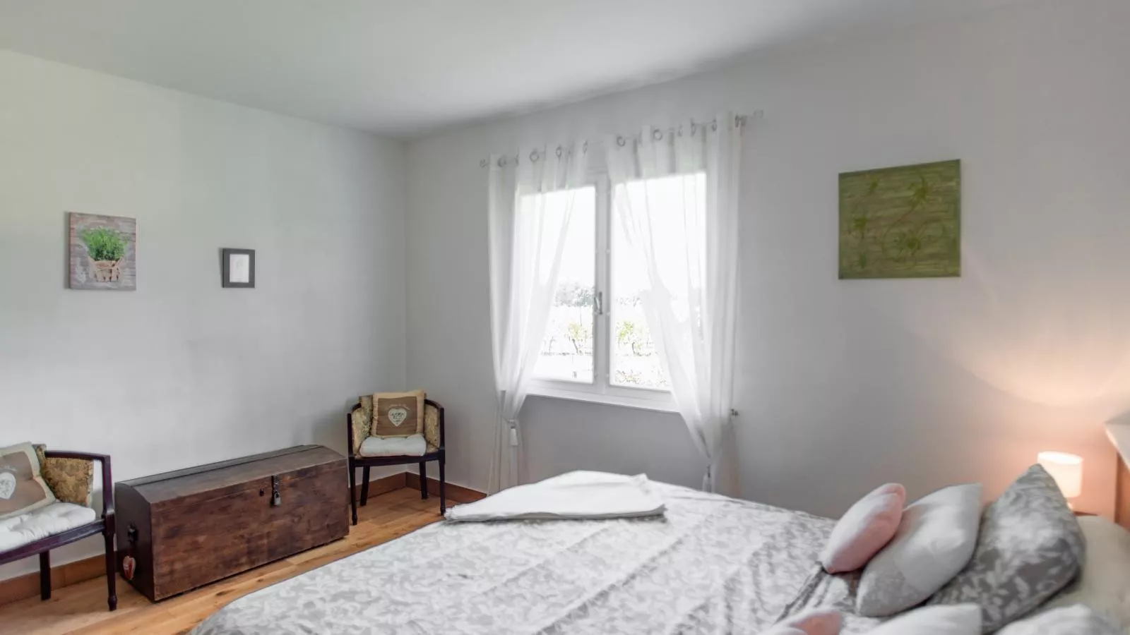 Bellegarde-Bedroom