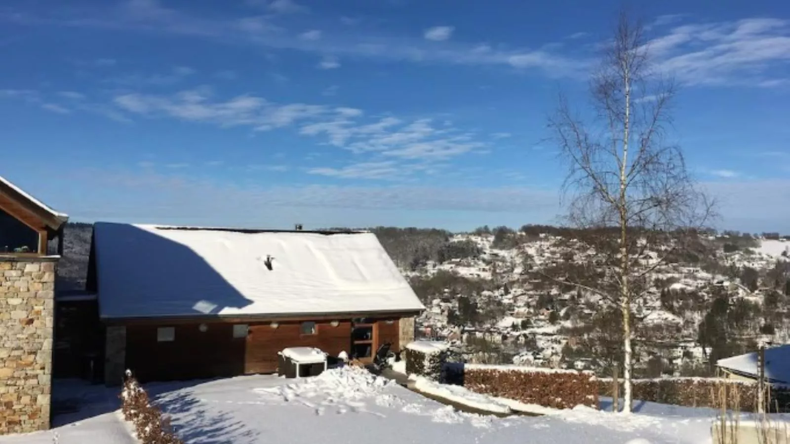Le Chemin des Framboises - Garden in winter