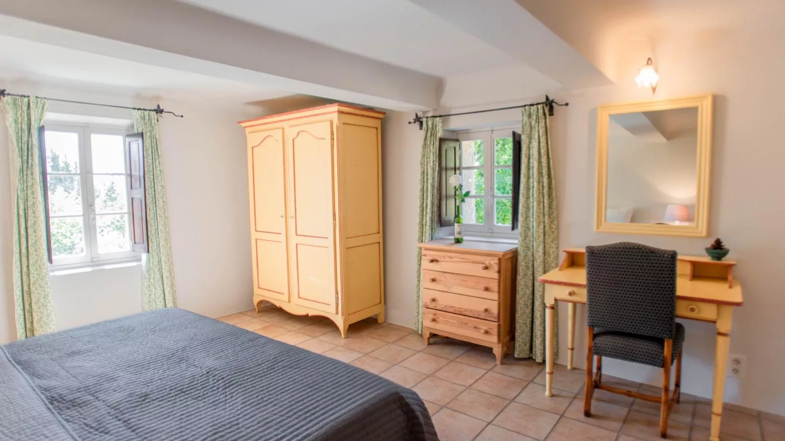 Le Mas dormant-Bedroom