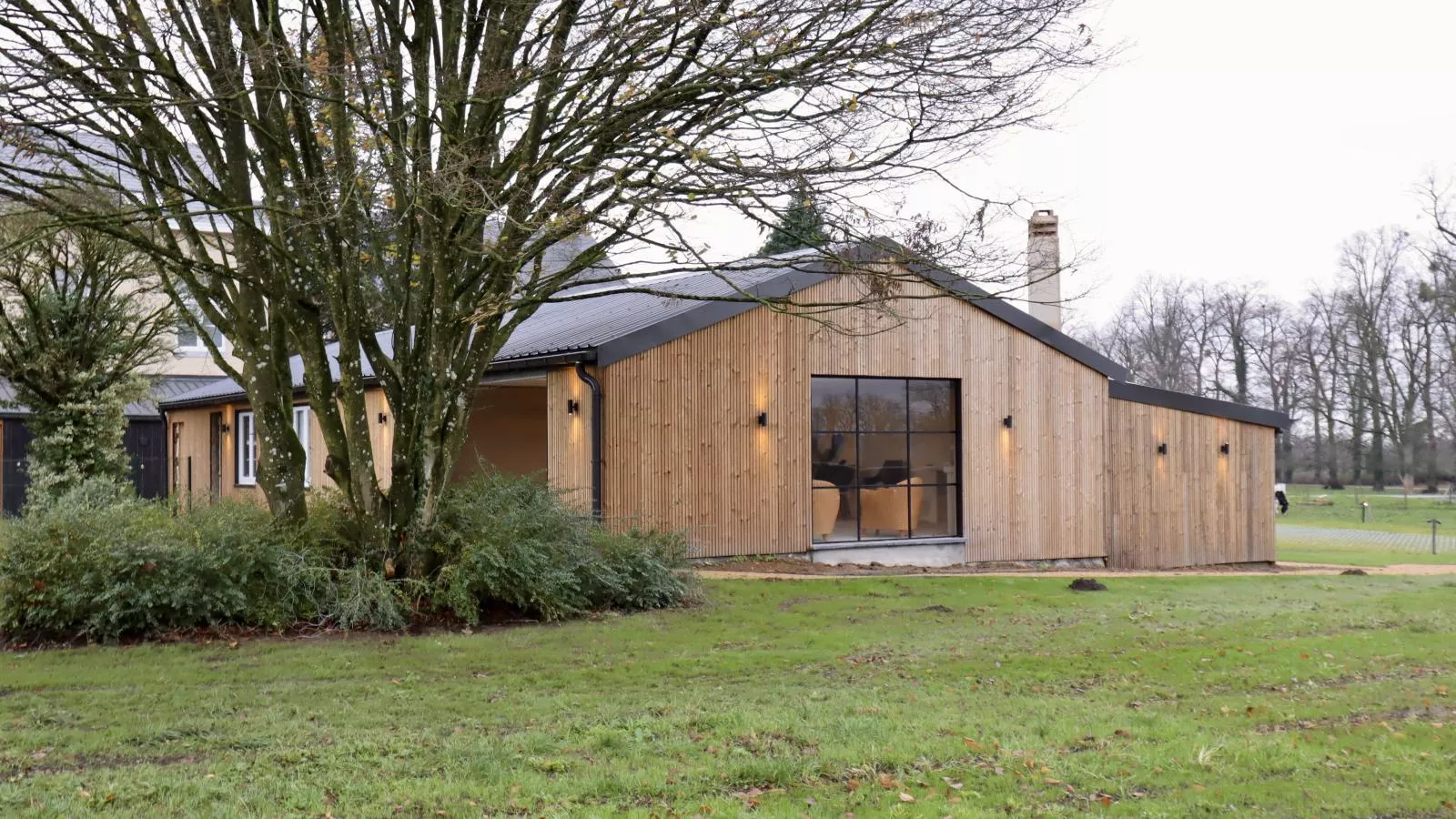 La Nouvelle Marquisette - Exterior in summer