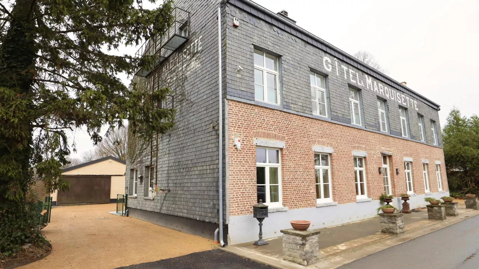 La Nouvelle Marquisette - Exterior in summer