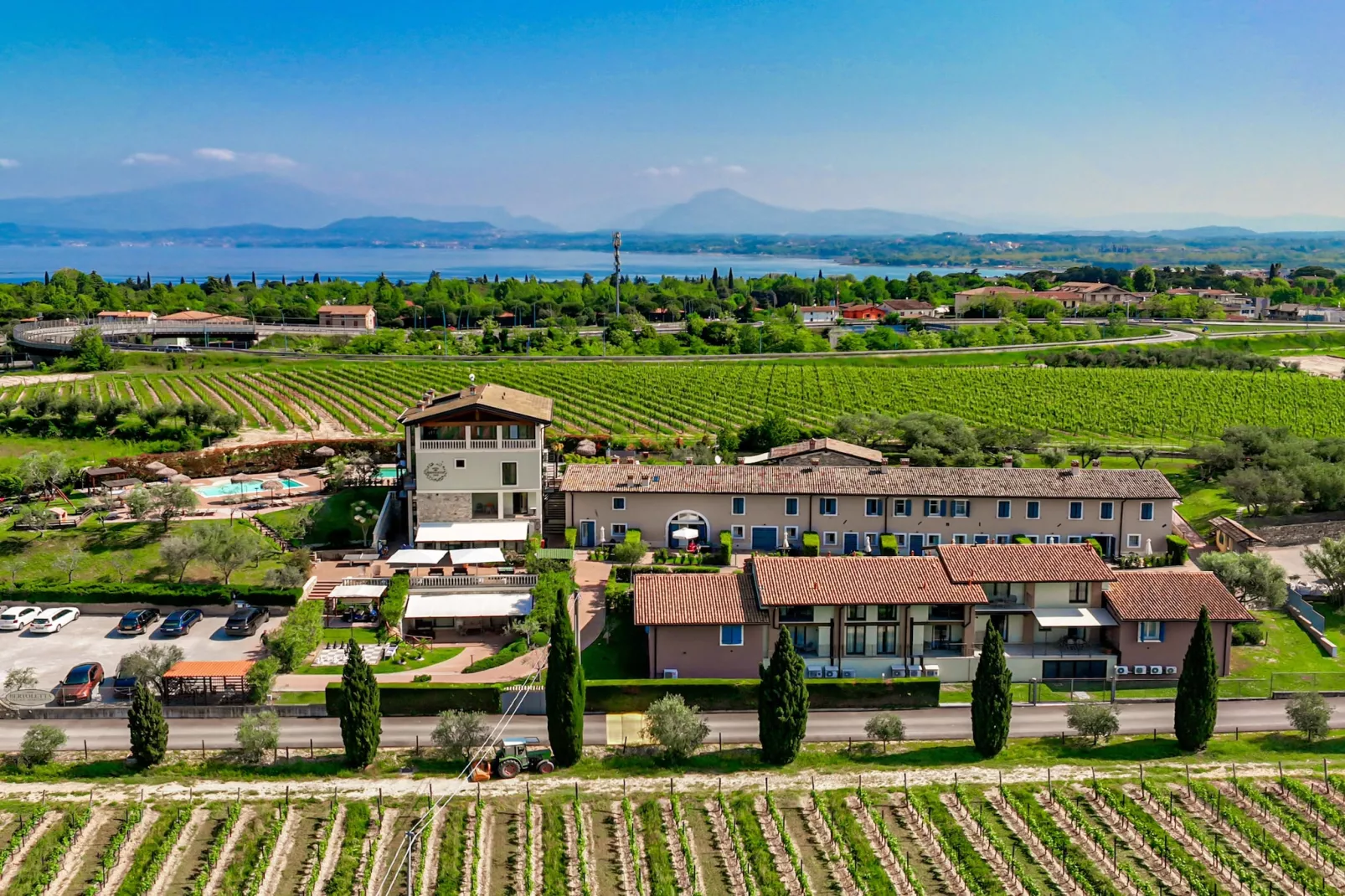 Residence La Bertoletta, Peschiera-bilo - Exterior in summer