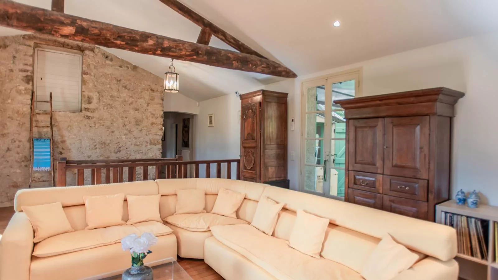 Le Mas dormant-Living room