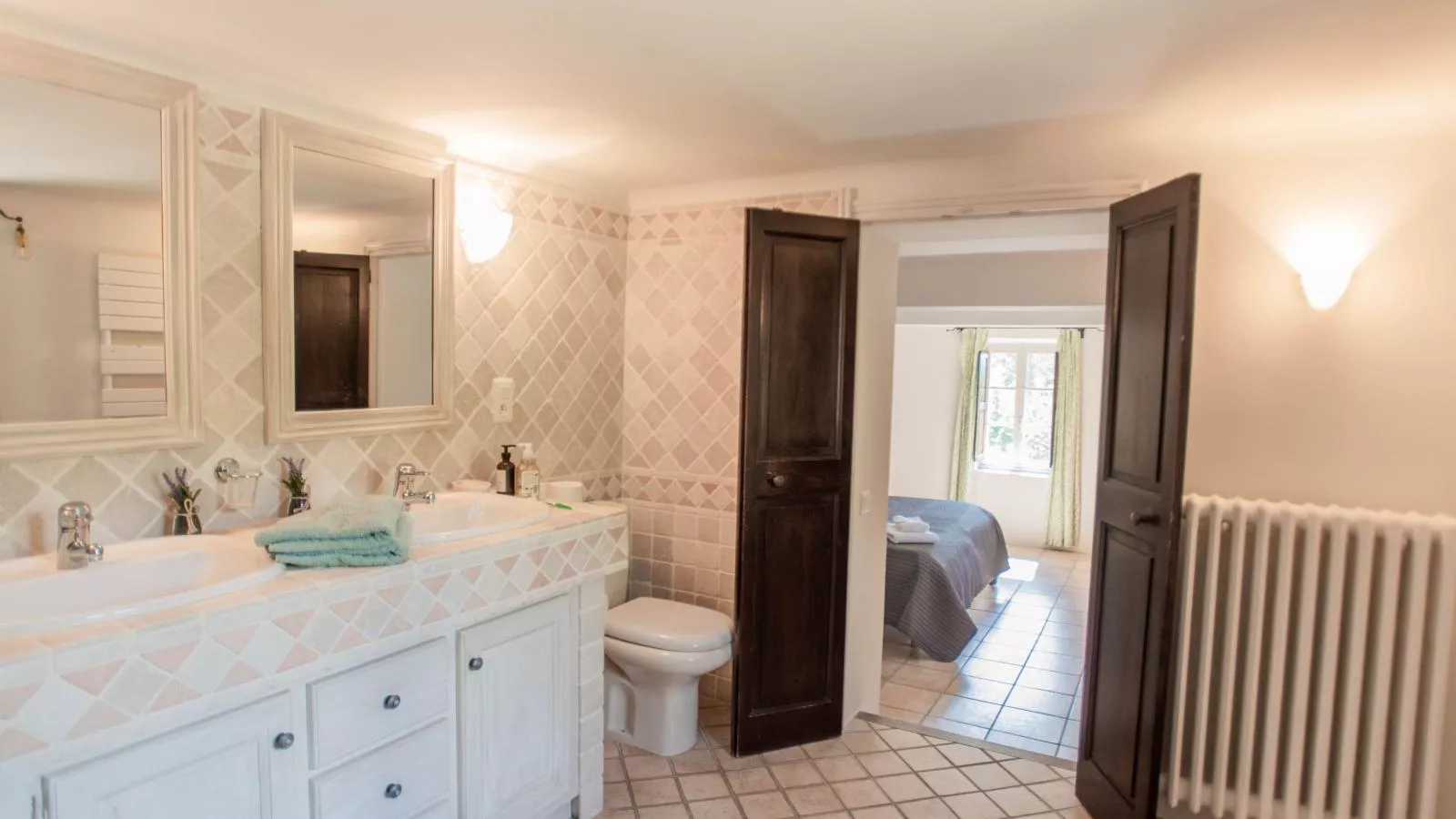 Le Mas dormant-Bathroom