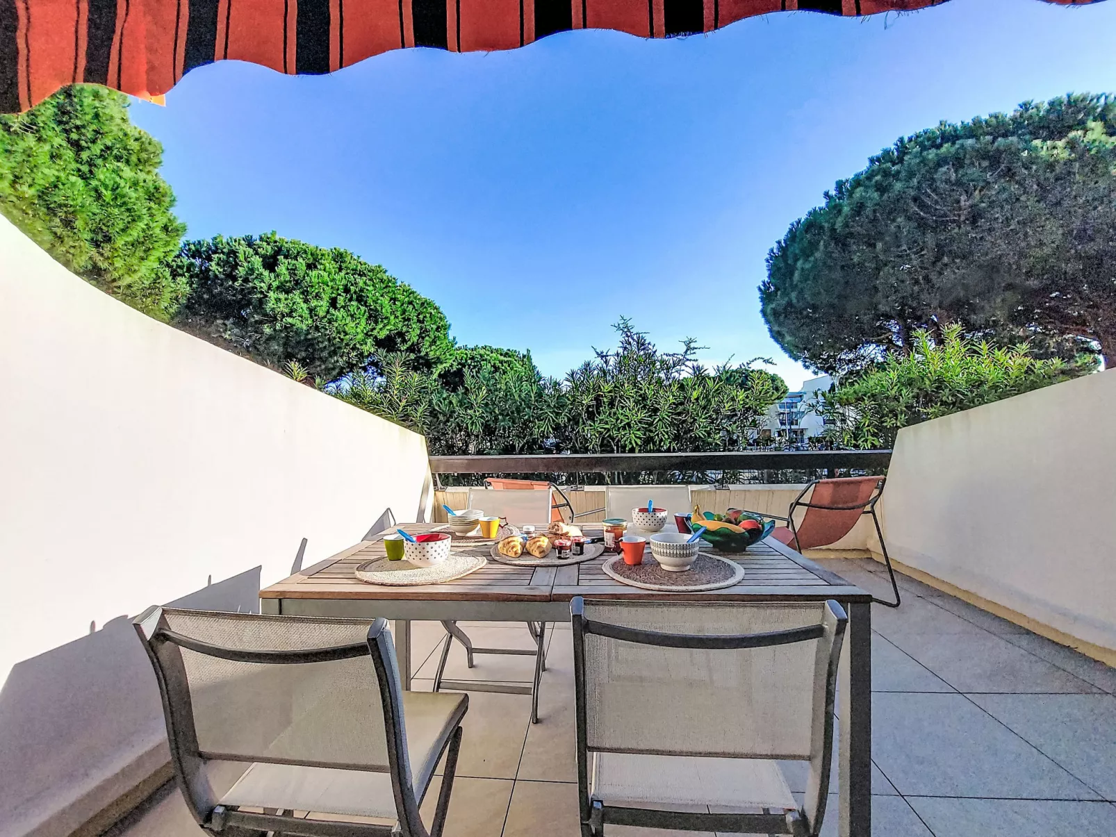 Le Méridien - Drinnen