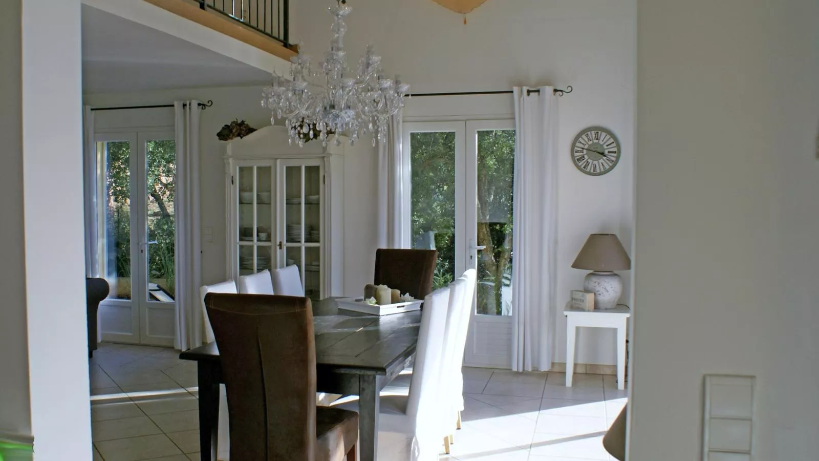 La grande Parure-Dining room