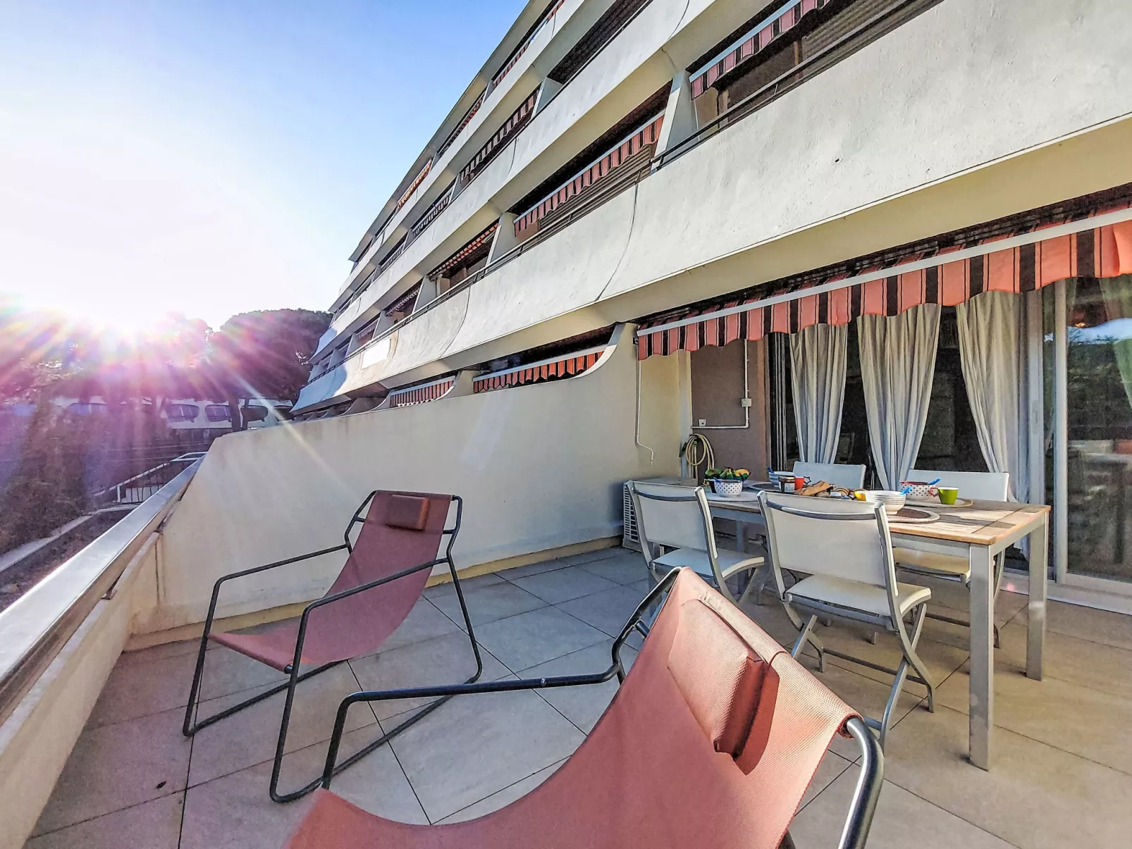 Le Méridien - Drinnen