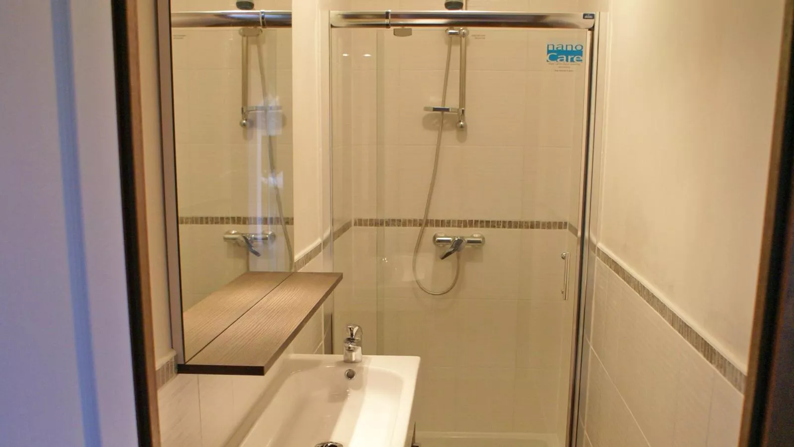 La Parure-Bathroom