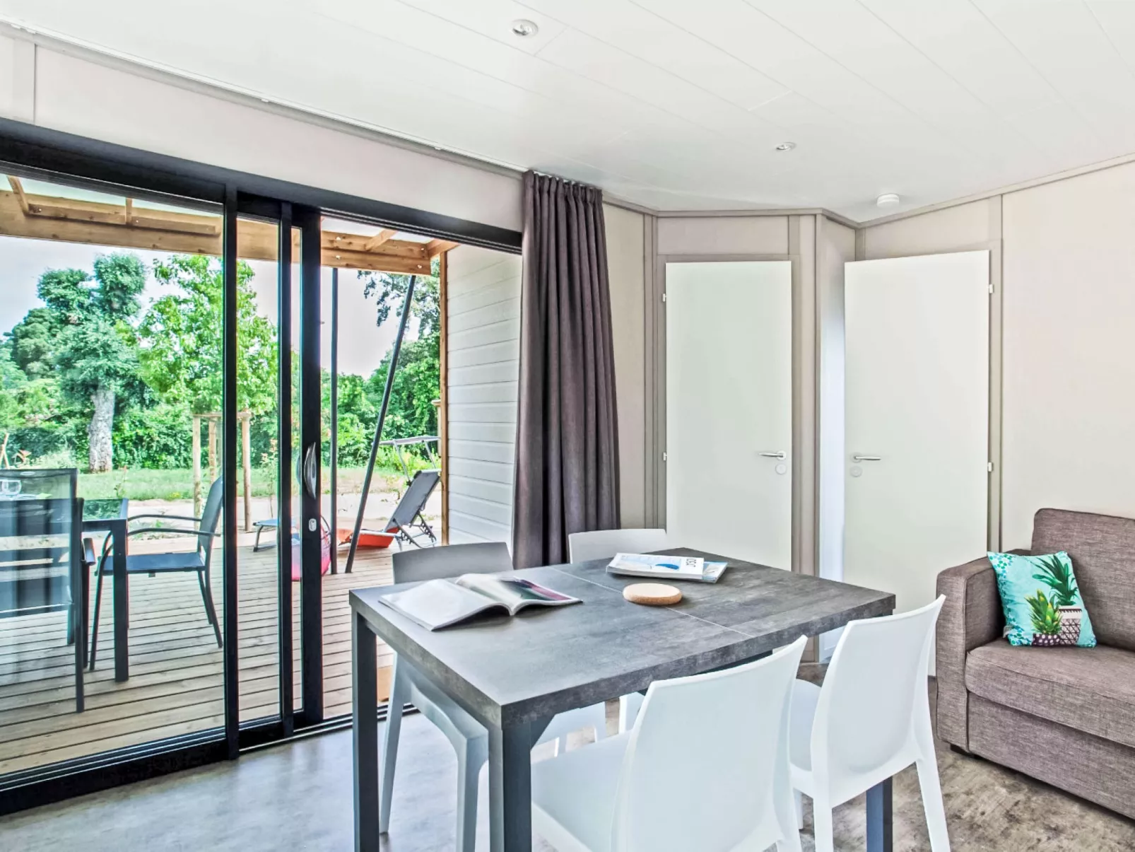 Lodge Natura 5p - Inside