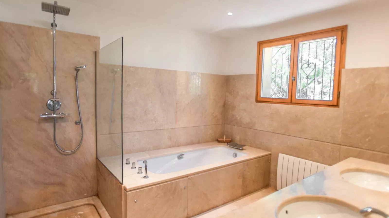 La grande Sorgues-Salle de bain