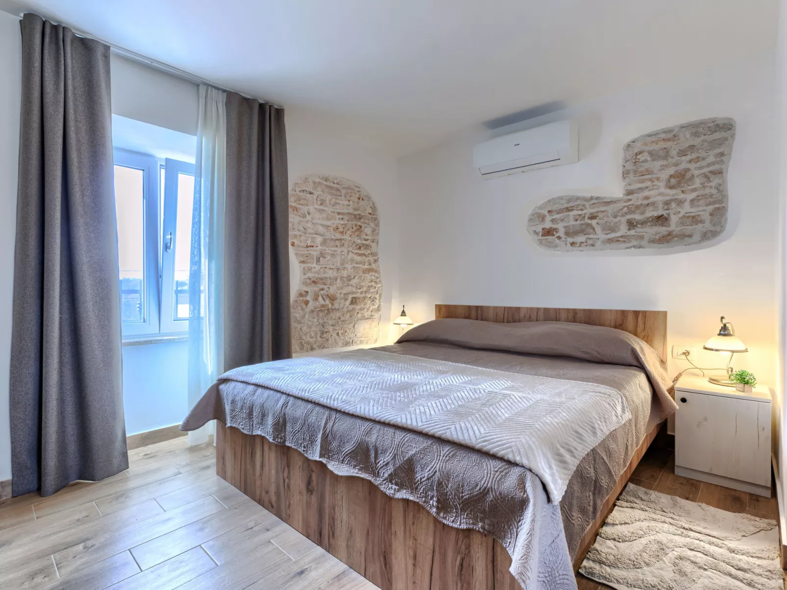 Tone i Maria - Dedans