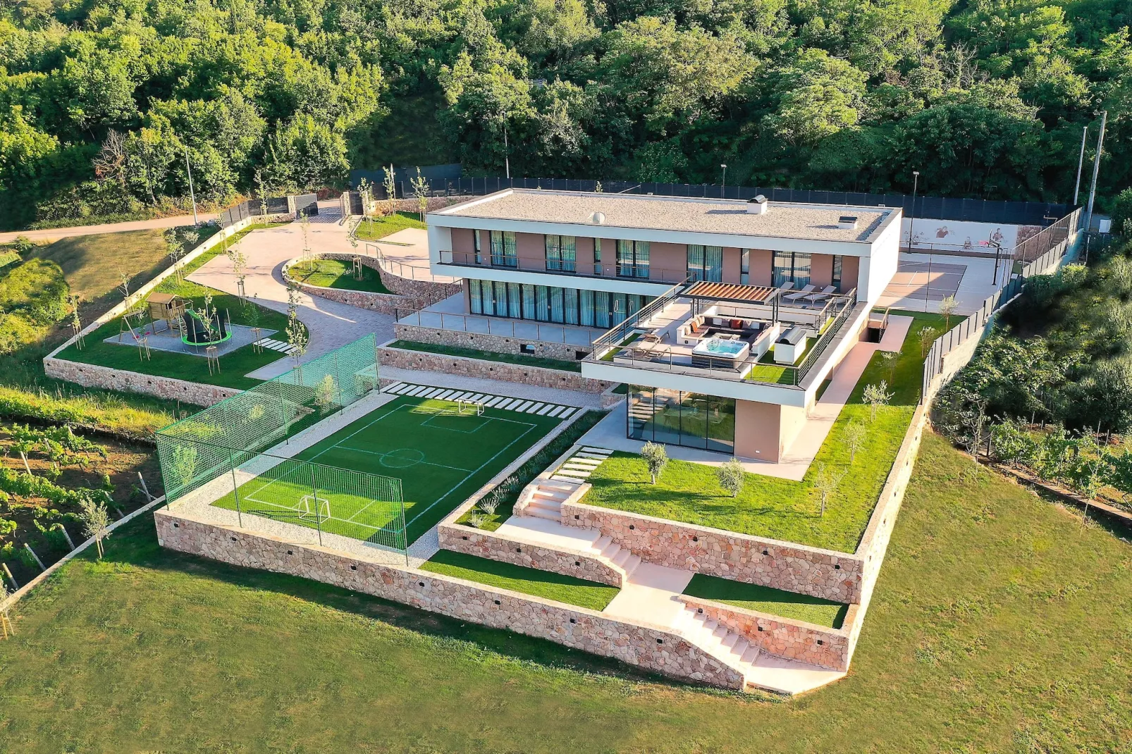 Villa Excelsior - Außenbereich Sommer