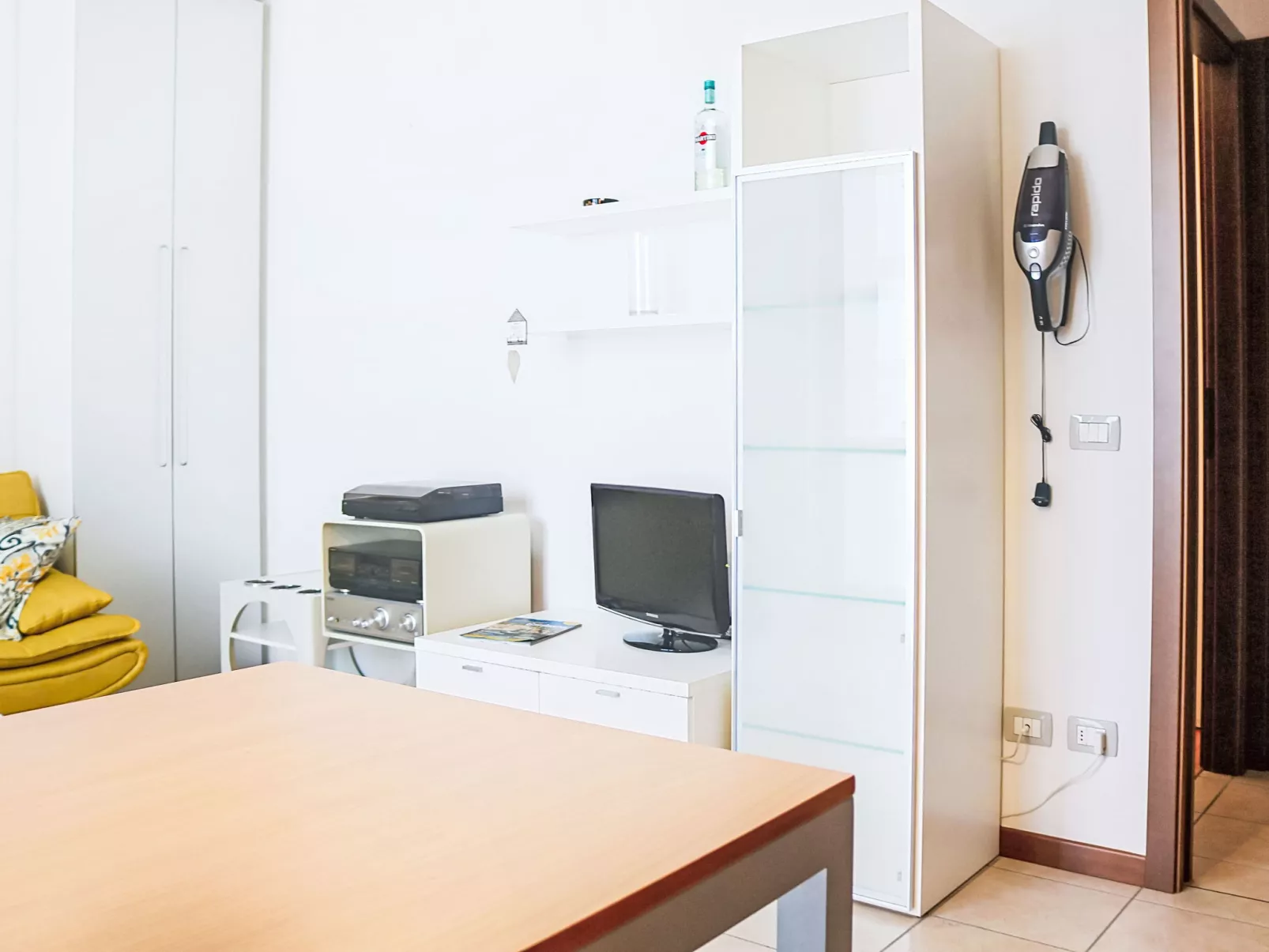 Corte Girasole - Inside