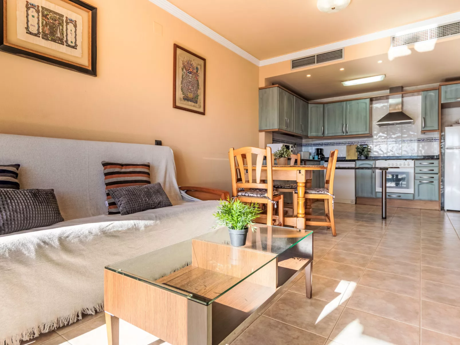 Playa Delicias - Drinnen